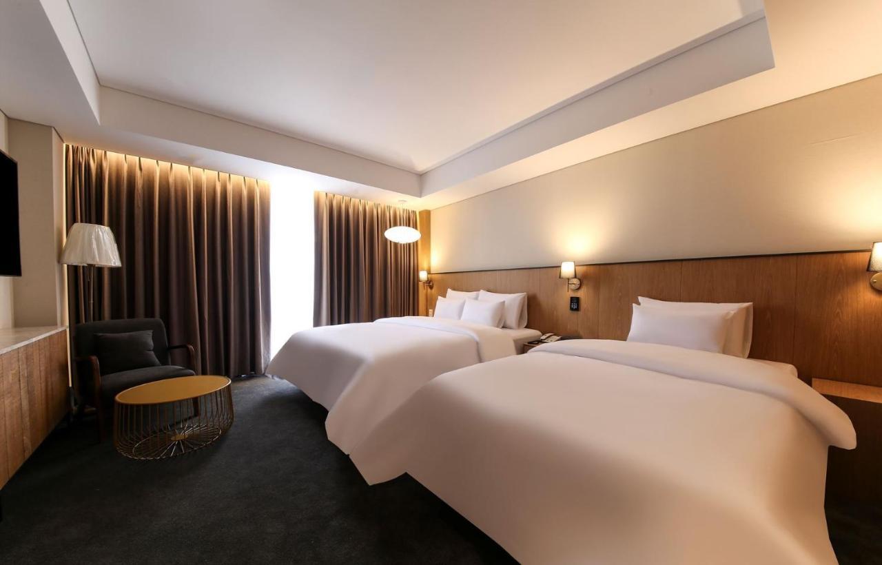 Gwangju Hound Hotel Кванджу Экстерьер фото