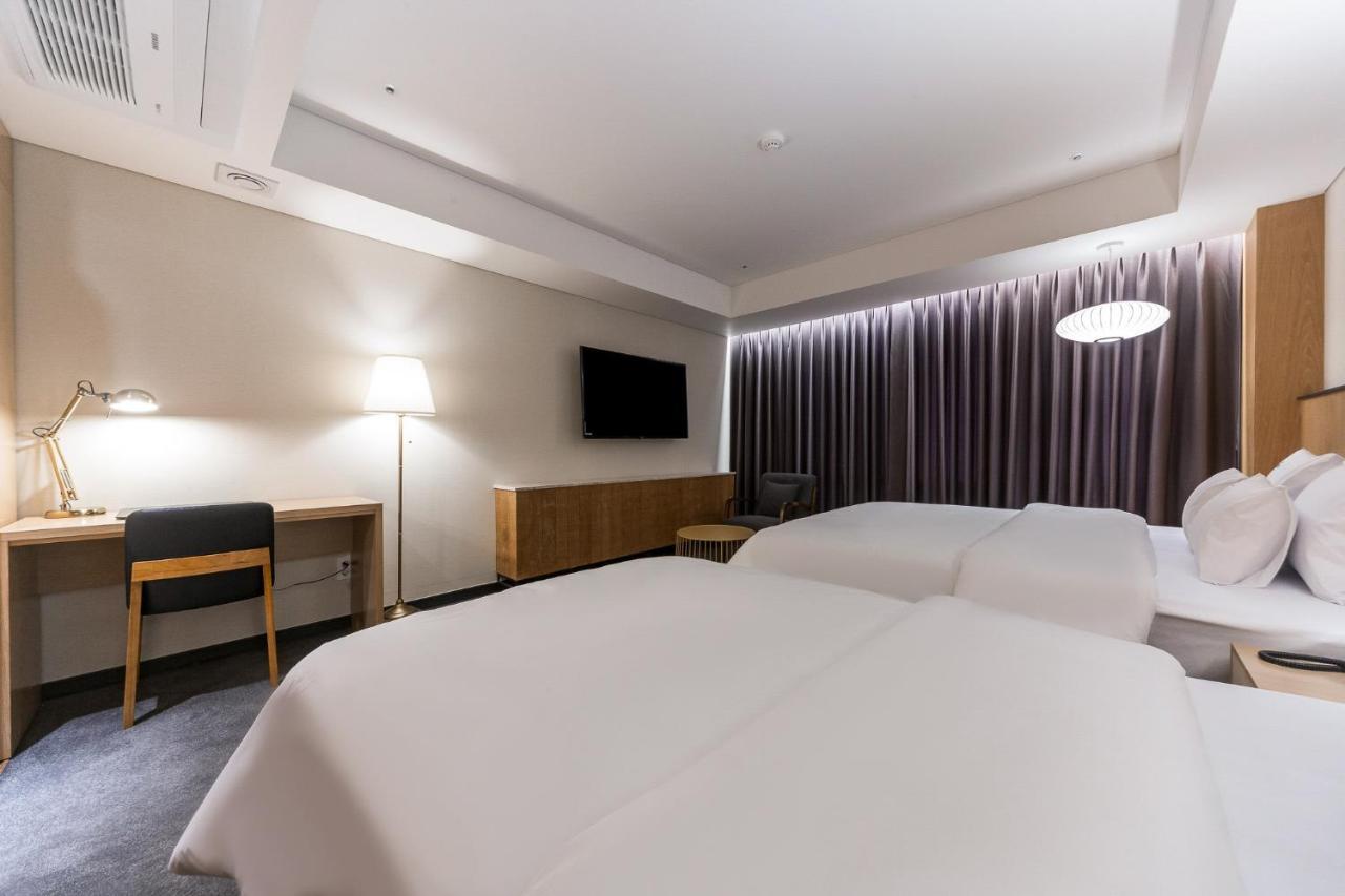Gwangju Hound Hotel Кванджу Экстерьер фото
