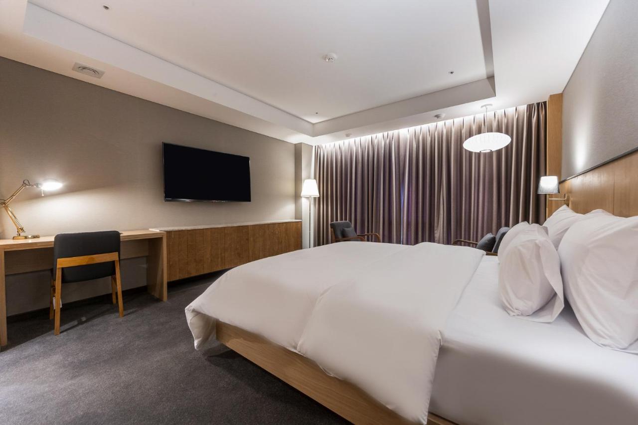 Gwangju Hound Hotel Кванджу Экстерьер фото