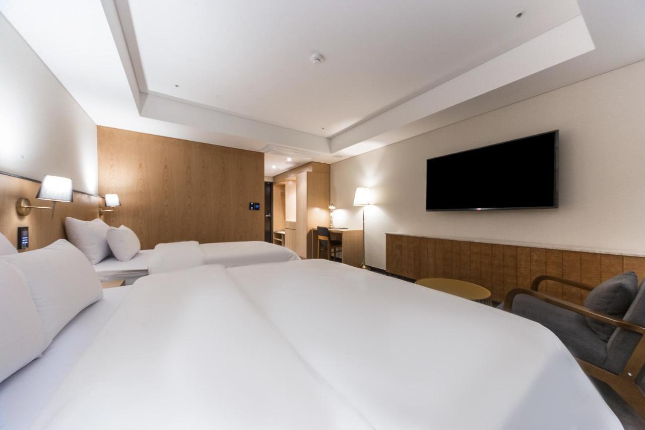 Gwangju Hound Hotel Кванджу Экстерьер фото
