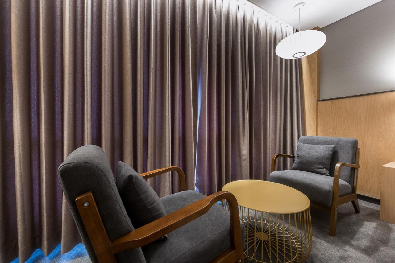 Gwangju Hound Hotel Кванджу Экстерьер фото