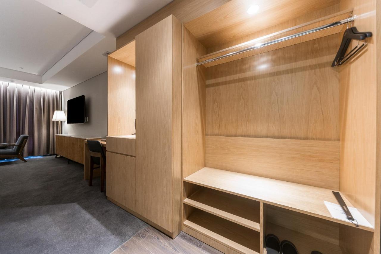 Gwangju Hound Hotel Кванджу Экстерьер фото