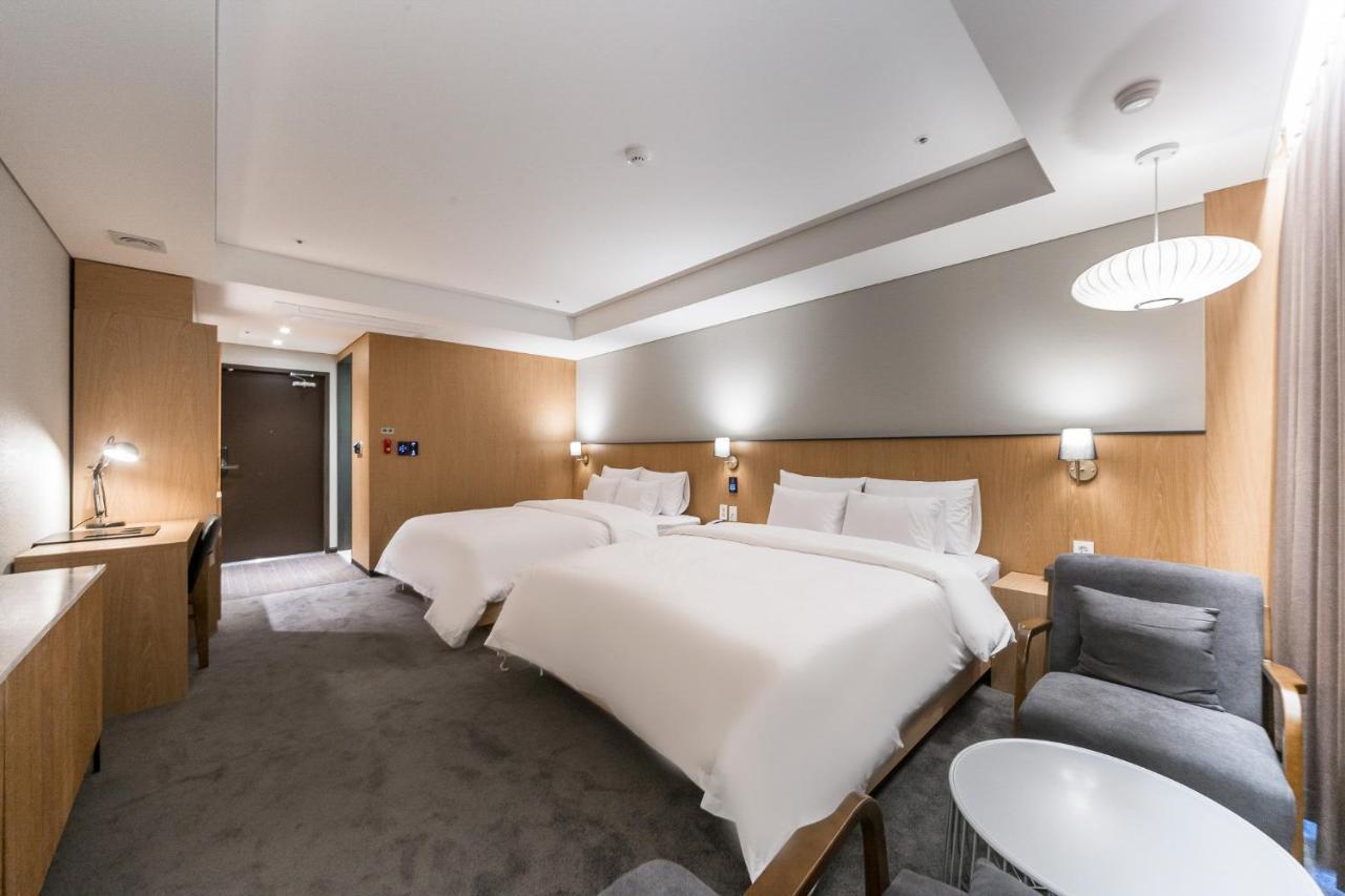 Gwangju Hound Hotel Кванджу Экстерьер фото